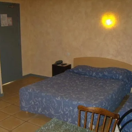 De La Vallée Hotel