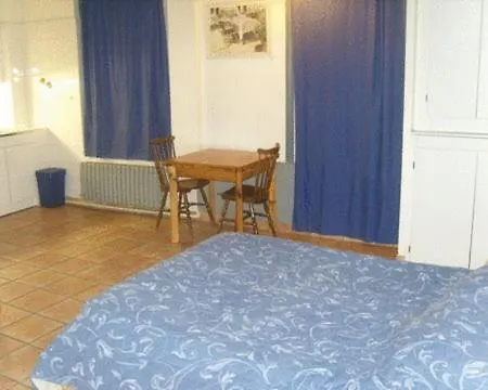 De La Vallée Hotel 3*