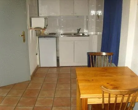 Hotel De La Vallée 3*